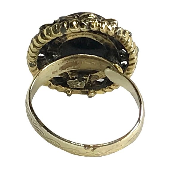 Antiqued Gold Tone Adjustable Filagree Cocktail Ring with Oval Black Onyx Stone - Picture 3 of 4